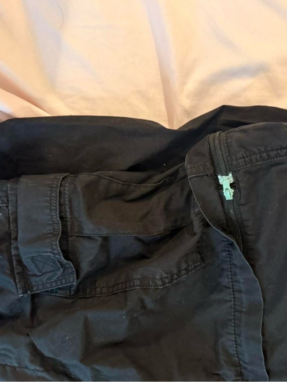 Levis Black Cargo Transform Long to Short Skirt - Picture 5 of 5